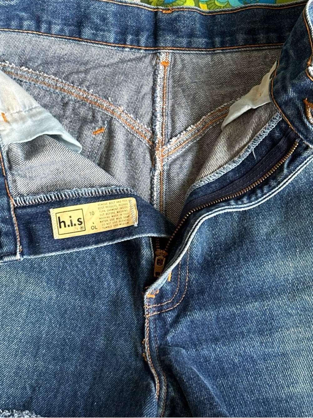 Vintage CHIC Denim 70s 80s Blue cut off Jean Shorts size 10 - Picture 4 of 16